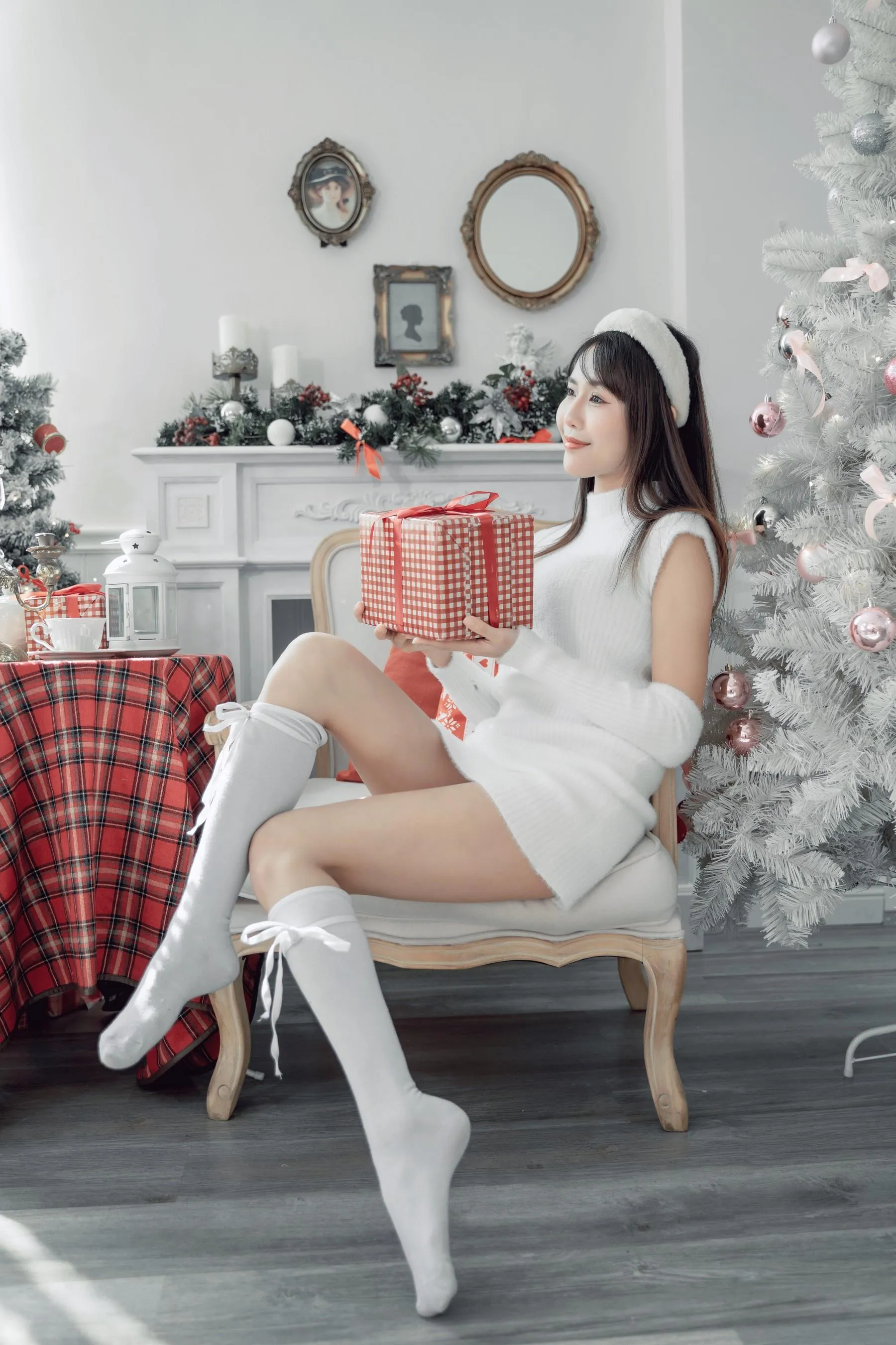 [YITUYU艺图语]2021.12.21 圣诞少女 lin [42P]插图8